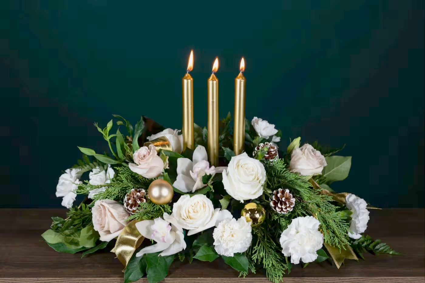Glitter and Gold Centerpiece Collection