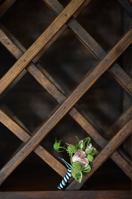 Kate Spade inspired boutonniere. Love this shot - thank you Lovesome Photography. 