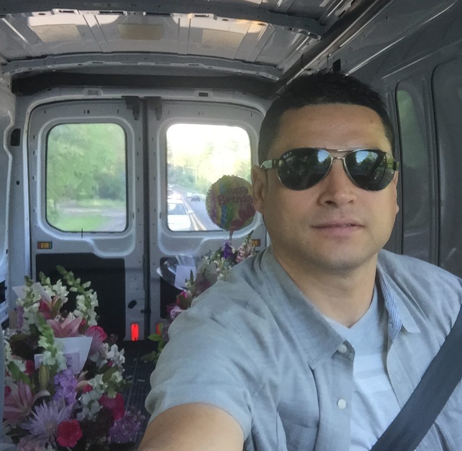 Carlos-driving.jpeg