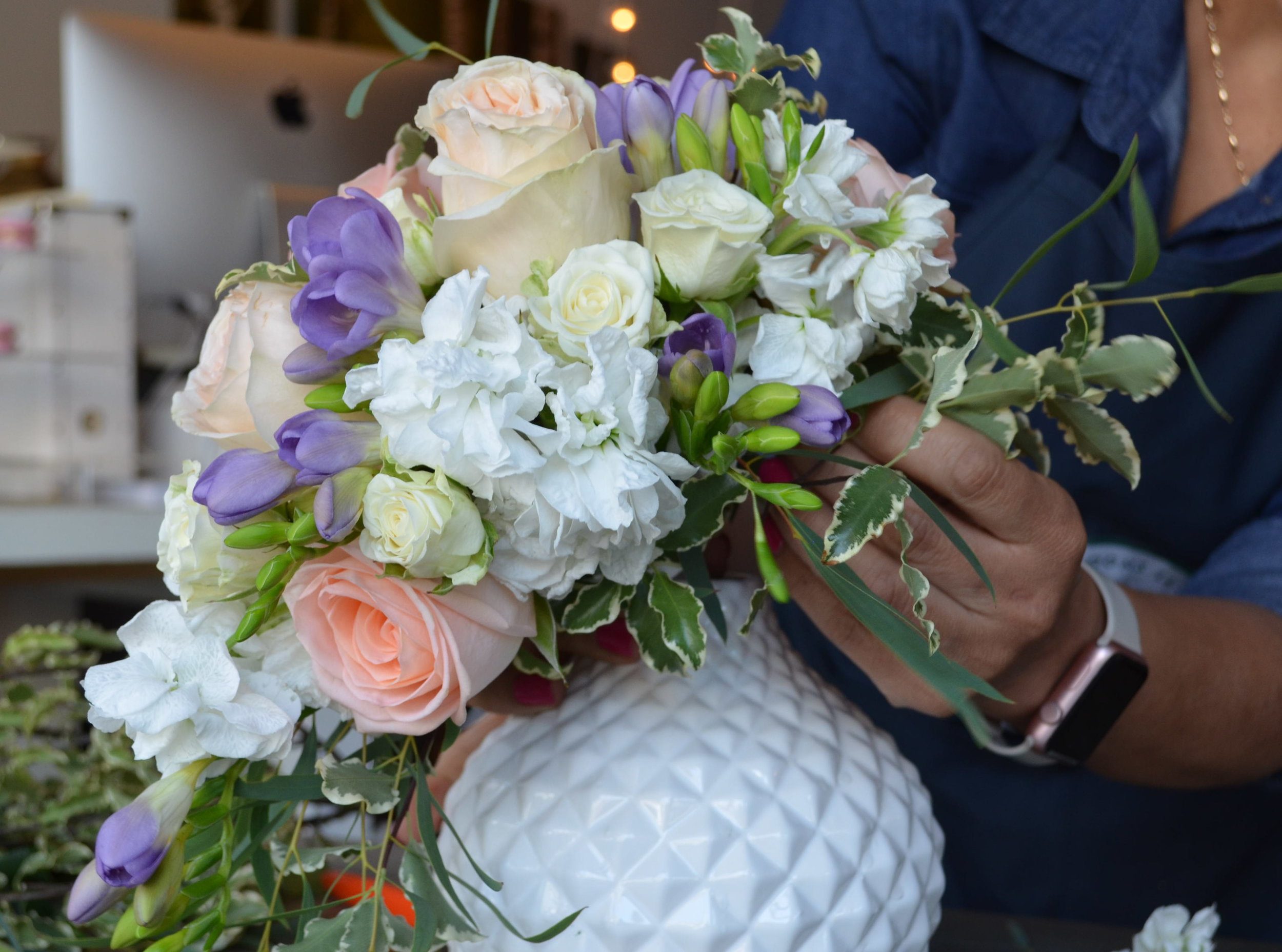 A simple cascading bouquet made in the fashion of 1988 in our studio. Click here for more information.