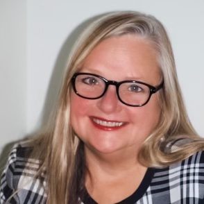 Carol Lee Hawkins - Wedding & Event Stylist